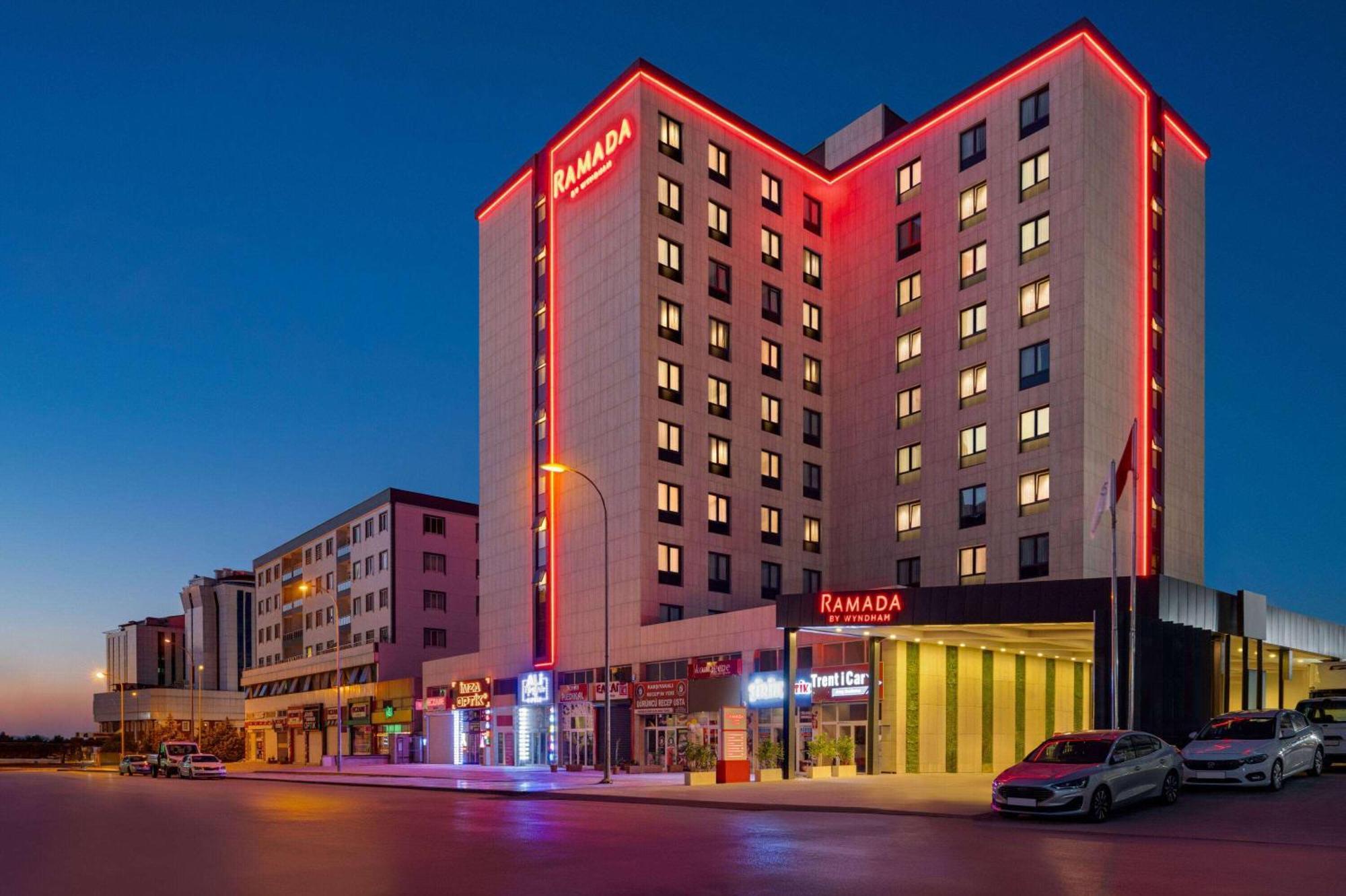 Ramada By Wyndham Gaziantep Hotel Exterior photo